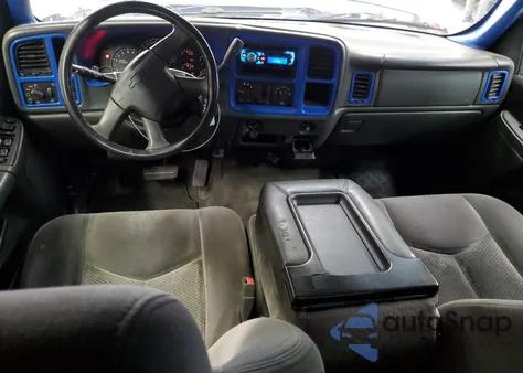 2005 Chevrolet Silverado C1500 из США, поврежденный, VIN 2GCEC13T851376563